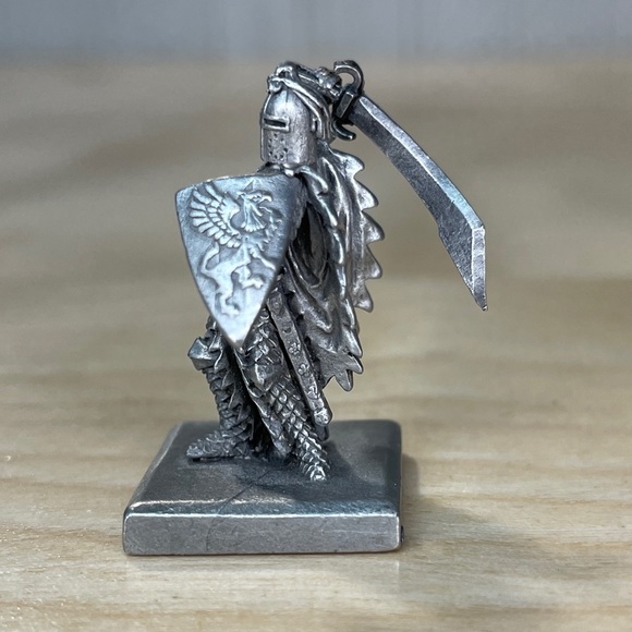 Vintage 1993 Ral Partha Pewter Medieval Sword & Griffin Shield Knight RF3028 - Picture 5 of 8